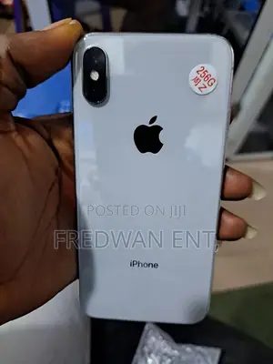 Apple iPhone X 256 GB White