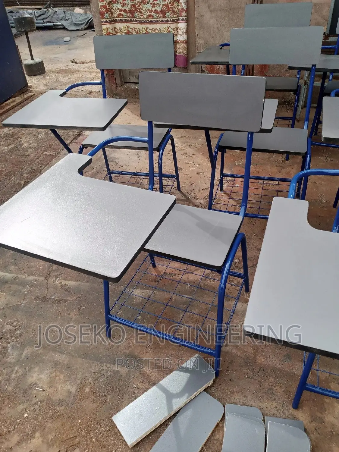 Desk For Student.(Table Attached)