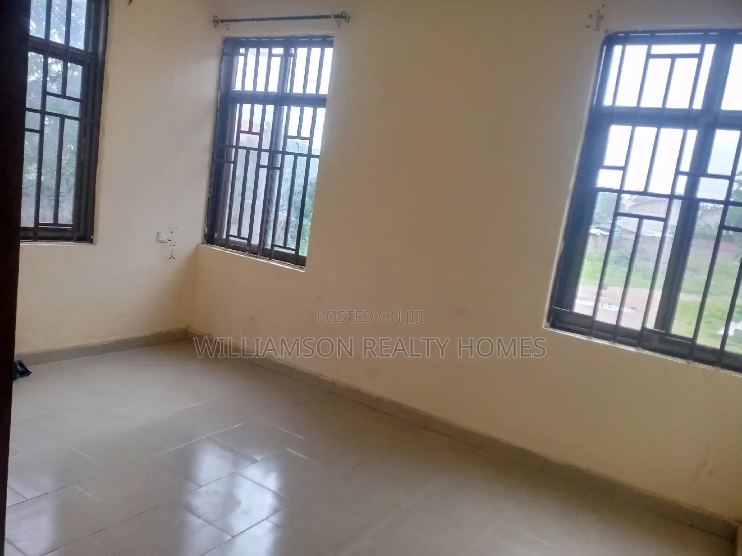 3bdrm Apartment in Hfc Estate, Spintex for rent