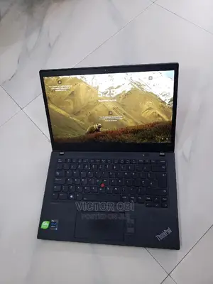 Laptop Lenovo Thinkpad T14s Gen 2 16GB Intel Core I5 SSD 256GB