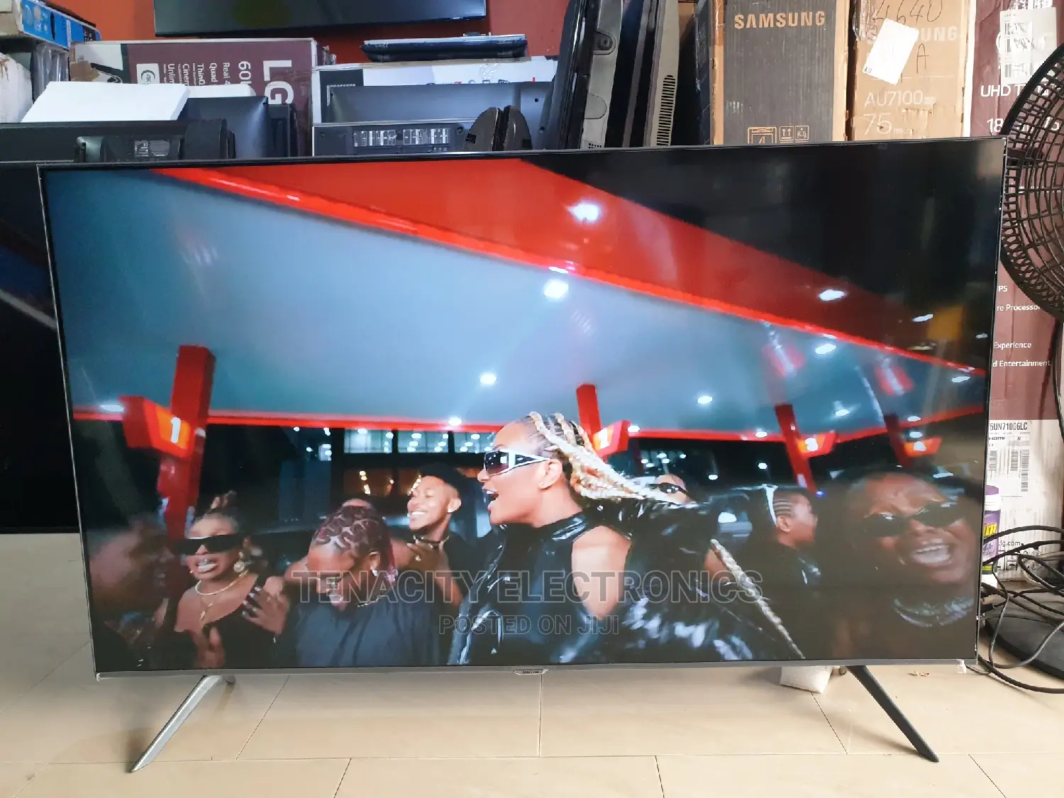 55"Crystal Uhd/HDR Samsung Smart Satellite Tv