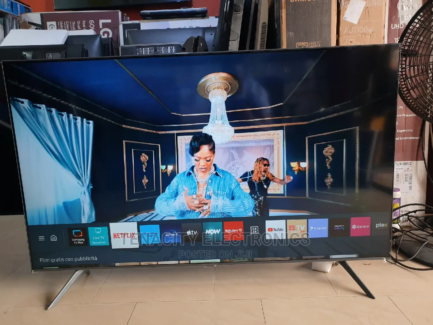 55"Crystal Uhd/HDR Samsung Smart Satellite Tv