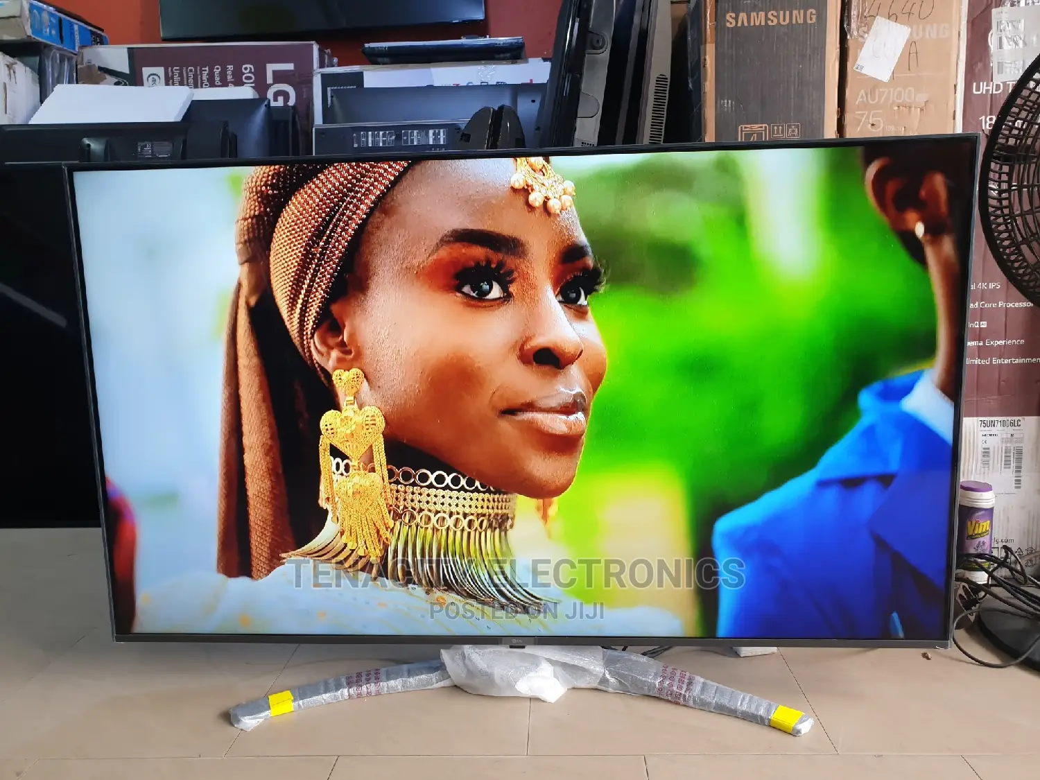 Lg Uhd HDR 55"Inches Edgeless Smart Satellite Tv