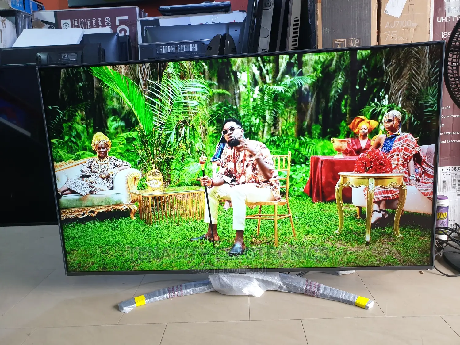 Lg Uhd HDR 55"Inches Edgeless Smart Satellite Tv