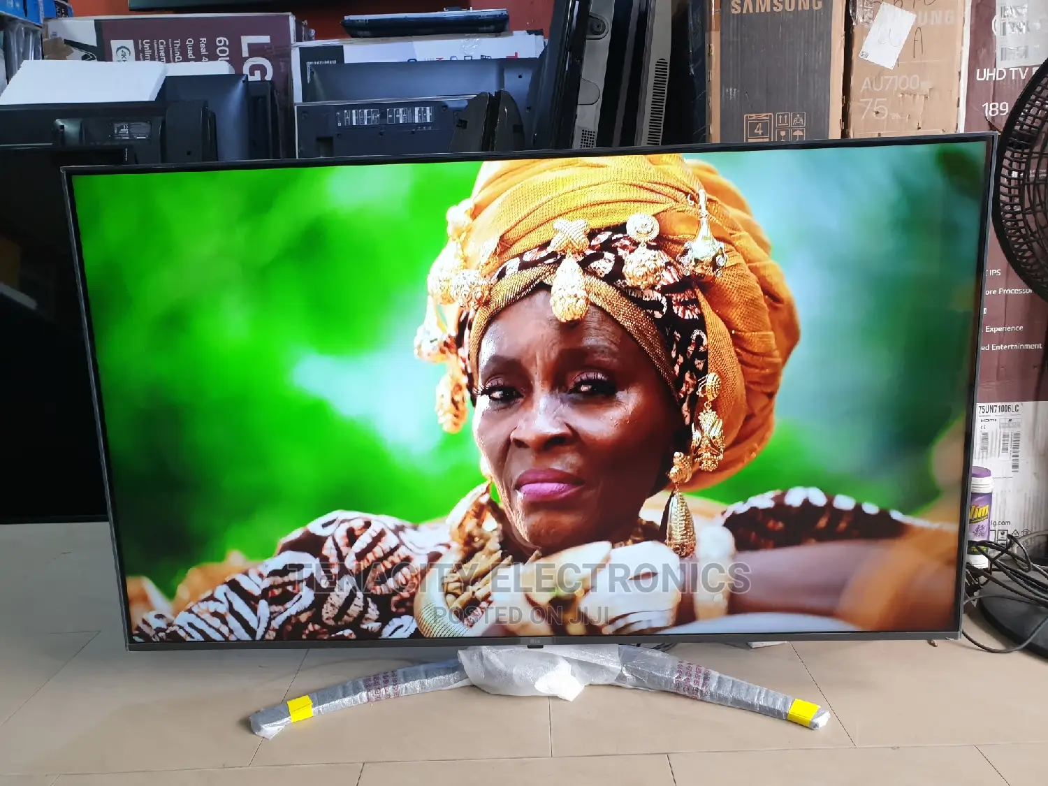 Lg Uhd HDR 55"Inches Edgeless Smart Satellite Tv
