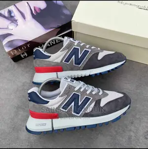 New Balance Sneaker