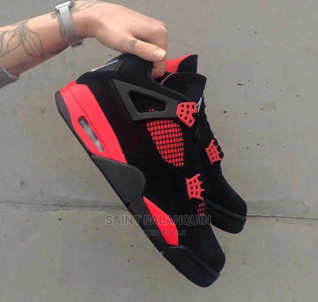 Air Jordan 4