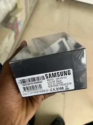 New Samsung Galaxy S10 128 GB Black