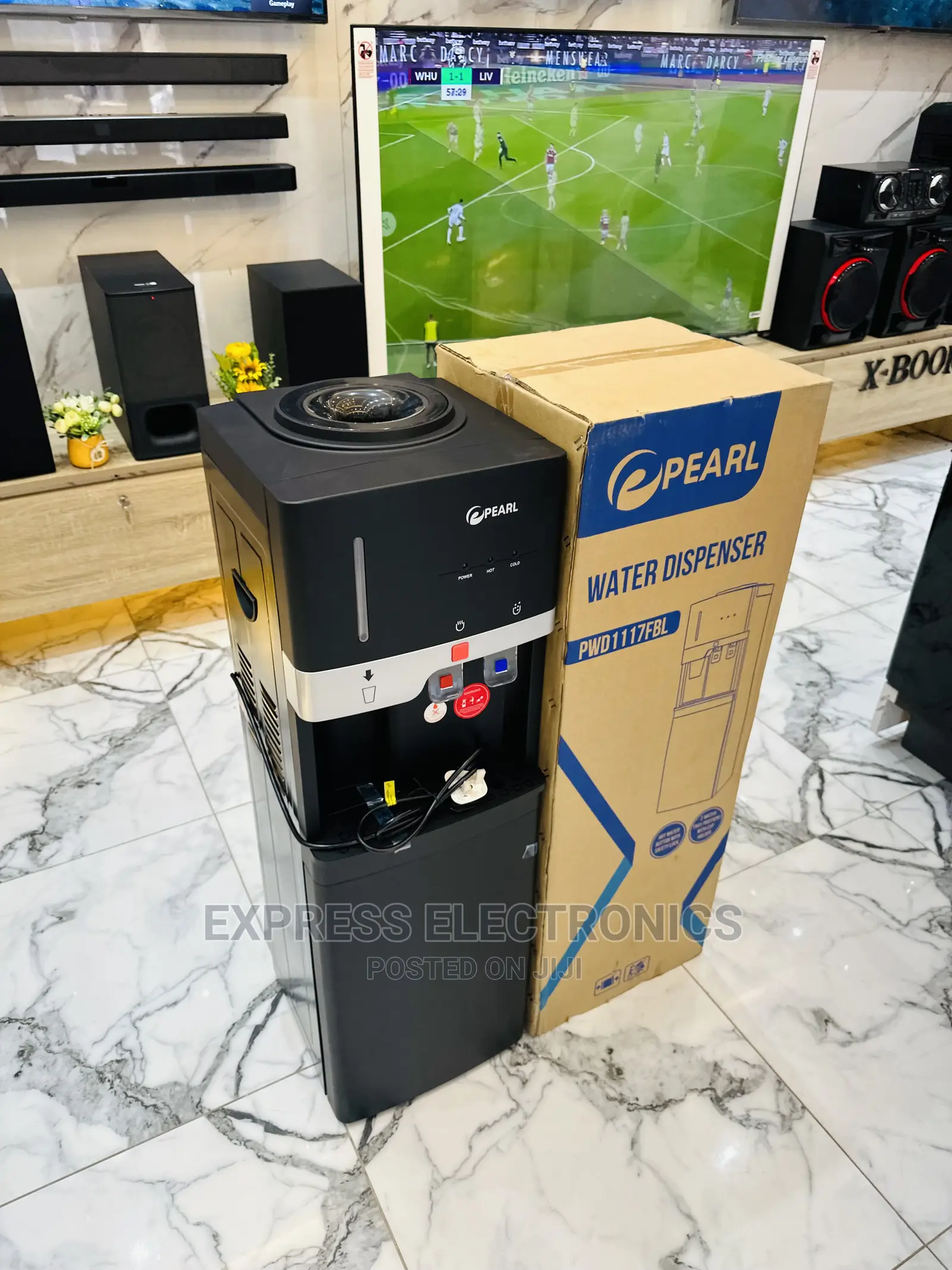 Best Choice of PWD-1117FBL Pearl Black Sleek Dispenser