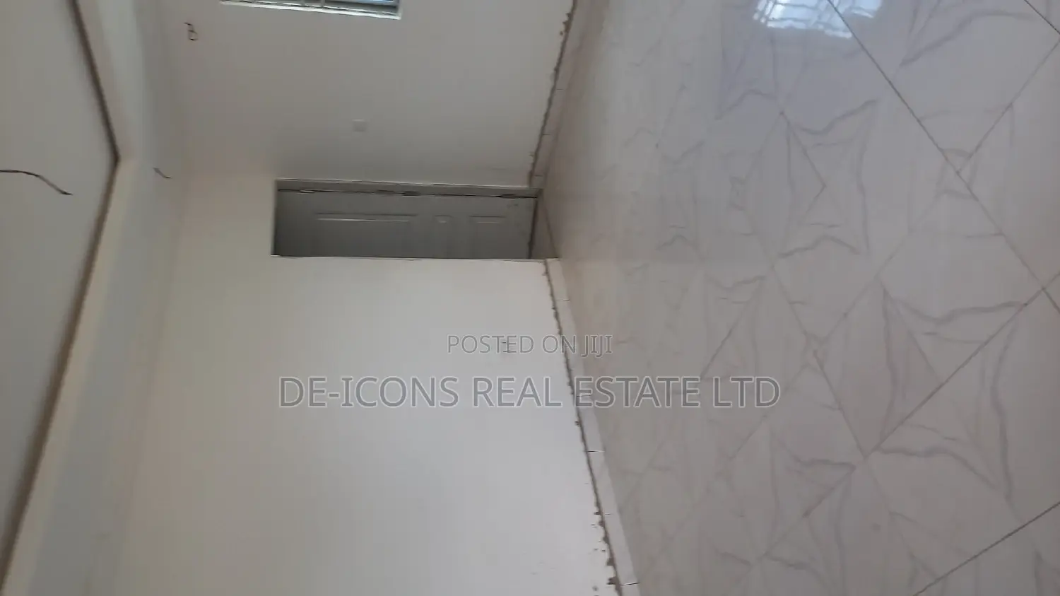 4bdrm Mansion in De-Icons Real Estate, Awutu Senya East Municipal