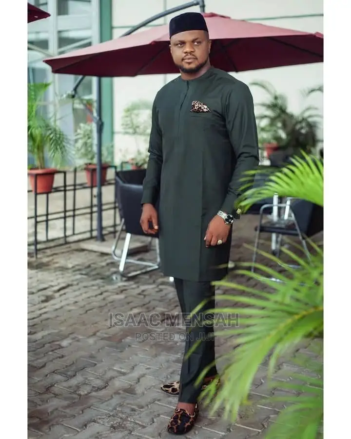 Akuaba-Blaq Fie. You Are What You Wear.