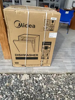 Midea Dishwasher Which Cleans Dishes Faster.