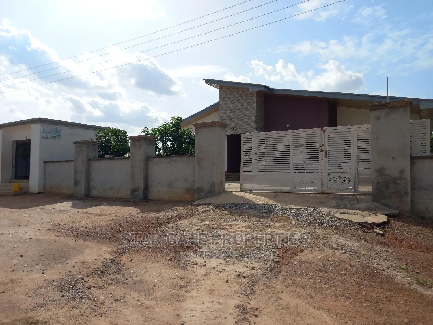 4bdrm House in Star Gate Properties, Ejisu-Juaben Municipal for sale