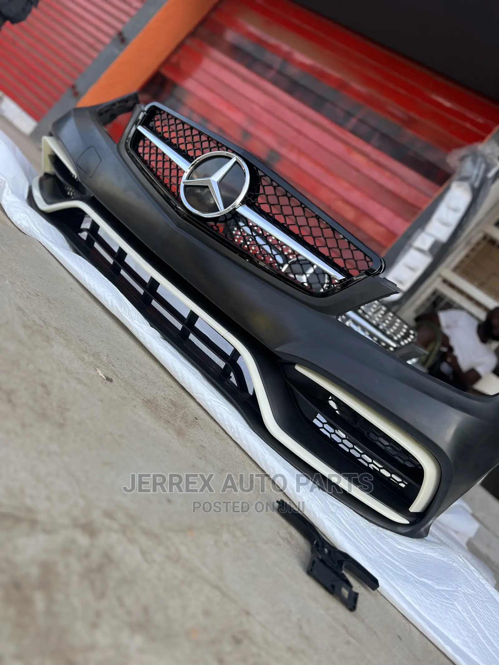 Mercedes Benz(W204). C-Class 2007-2014 Complete Bumper