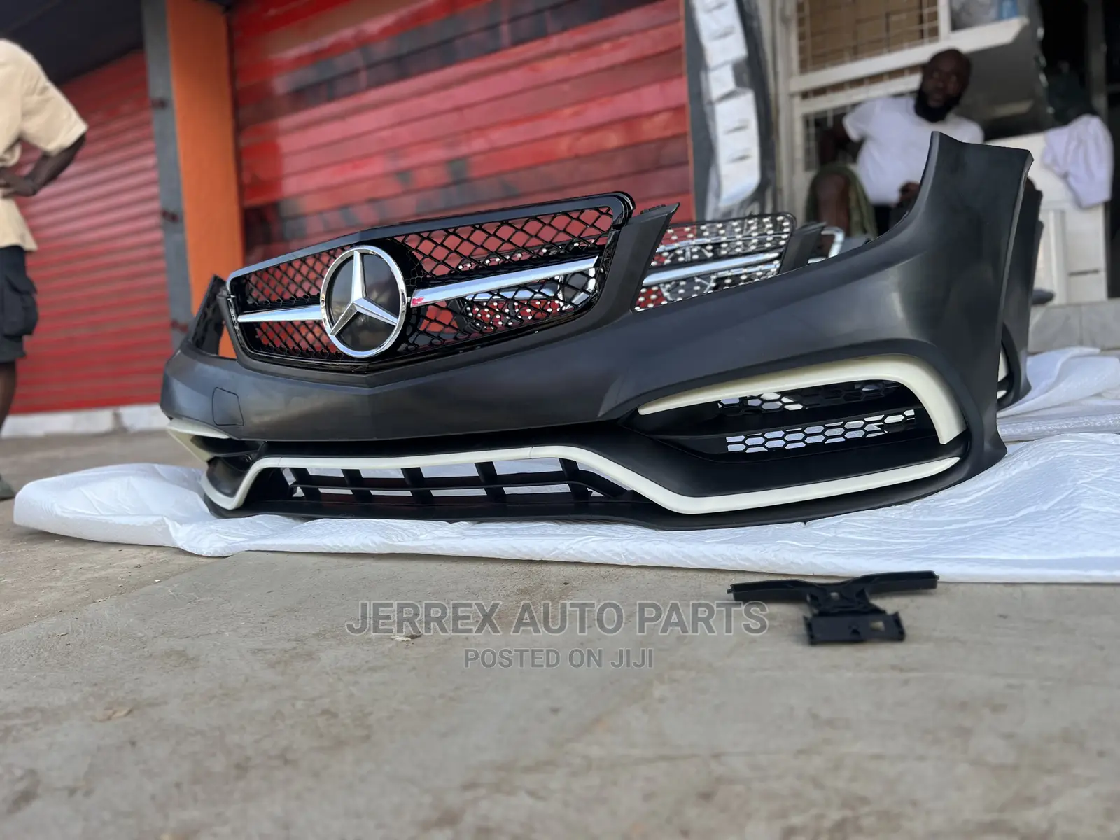Mercedes Benz(W204). C-Class 2007-2014 Complete Bumper