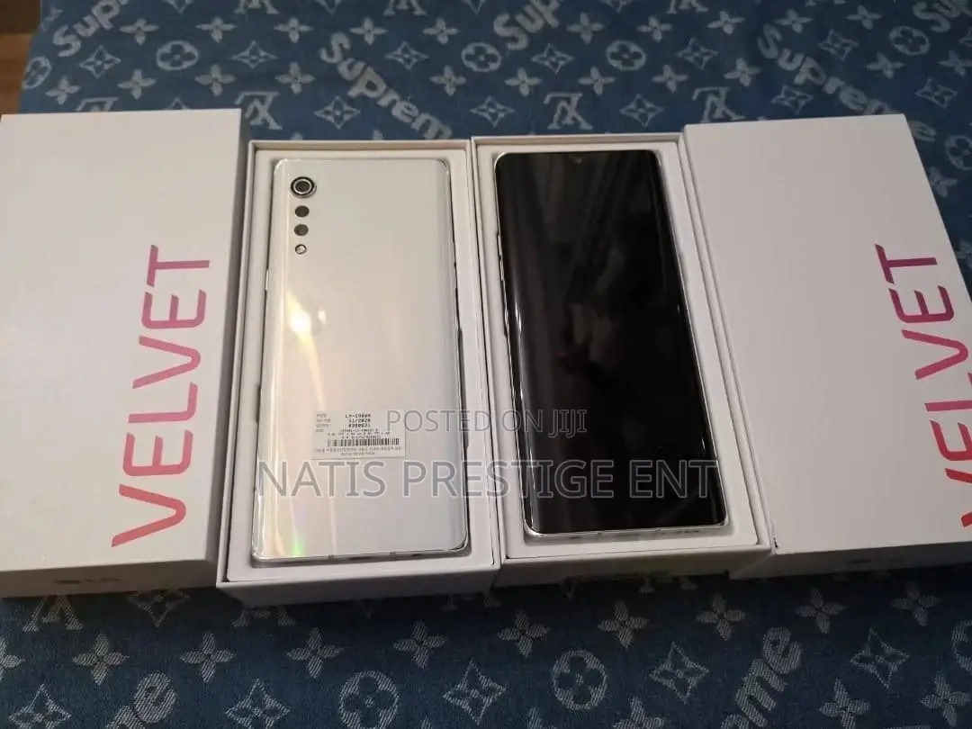 New LG Velvet 5G 128 GB Black