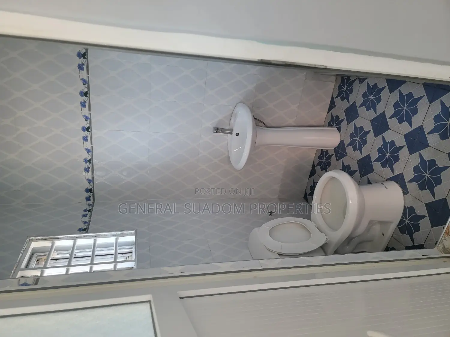 3bdrm House in Suadom Properties, Baatsona Total for rent