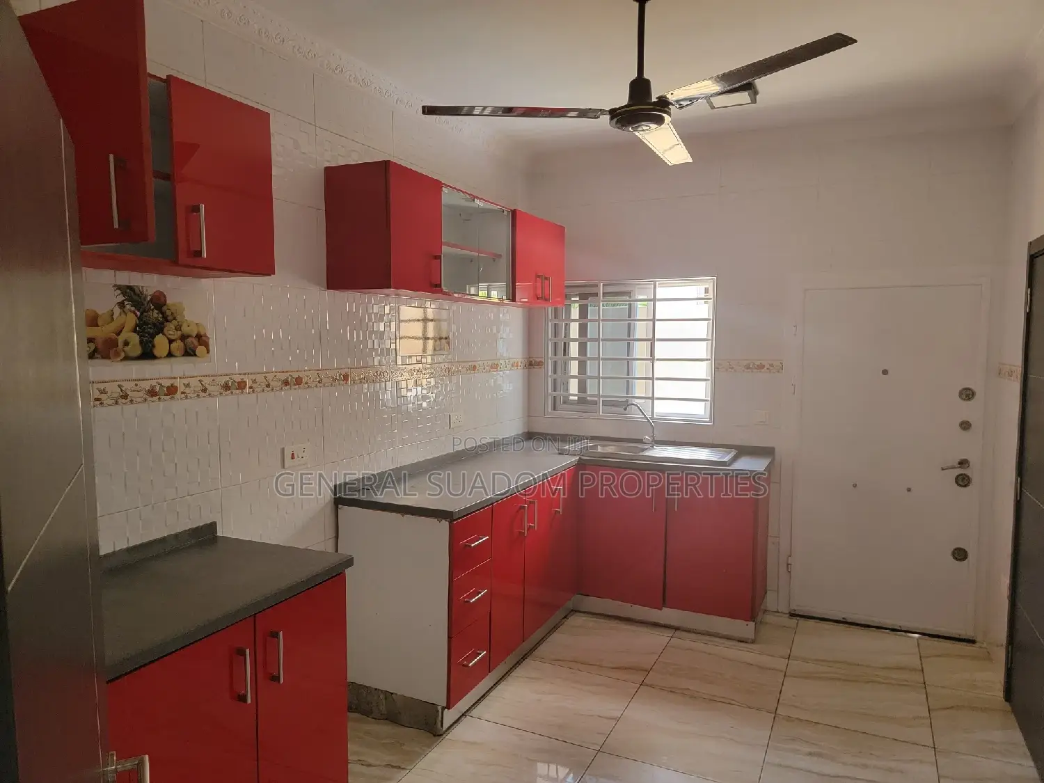 3bdrm House in Suadom Properties, Baatsona Total for rent