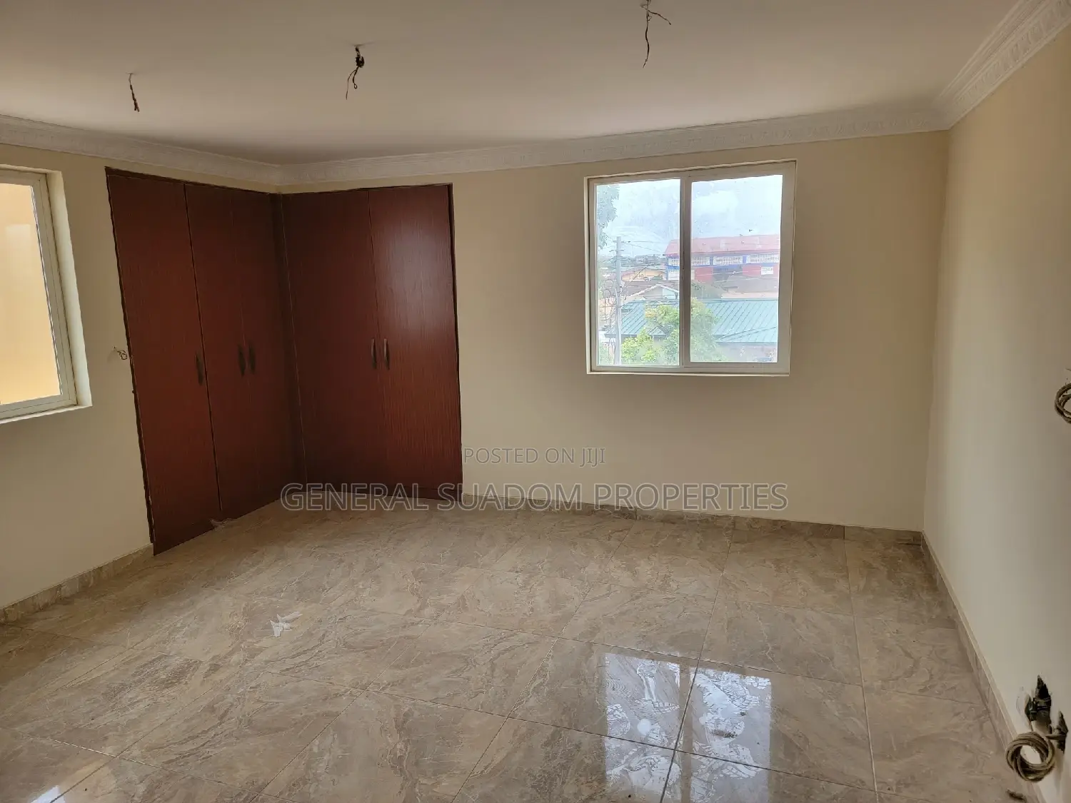 3bdrm Duplex in Suadom Properties, Coca Cola for Rent