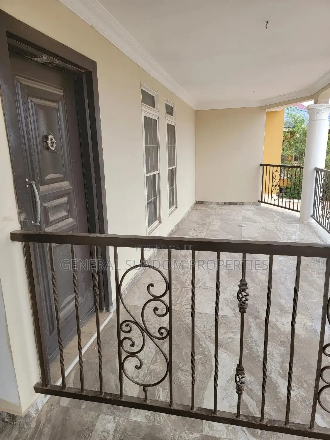 3bdrm Duplex in Suadom Properties, Coca Cola for Rent
