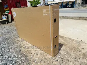 Real Samsung UHD Smart 85Q60B Tv