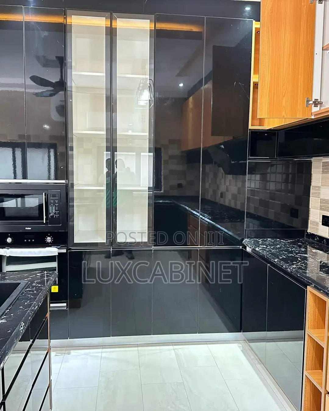 Modern Kitchen Cabinets