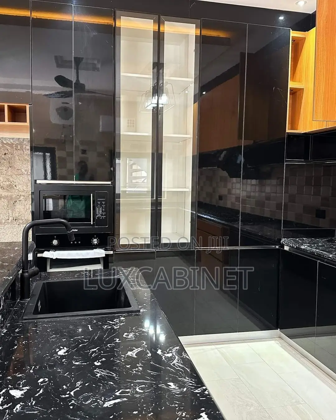 Modern Kitchen Cabinets