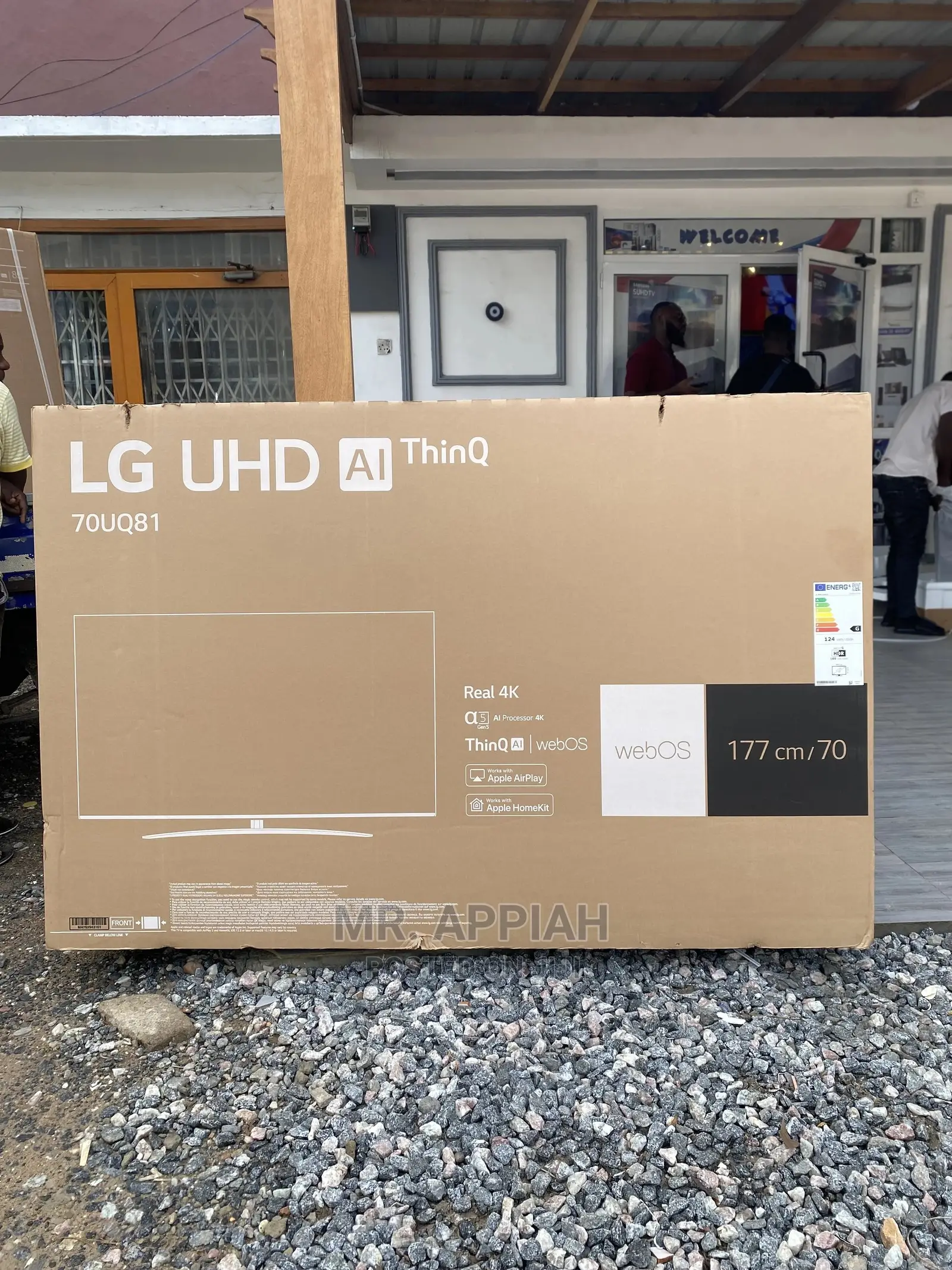 Brand New LG UHD Tv 70UQ800 