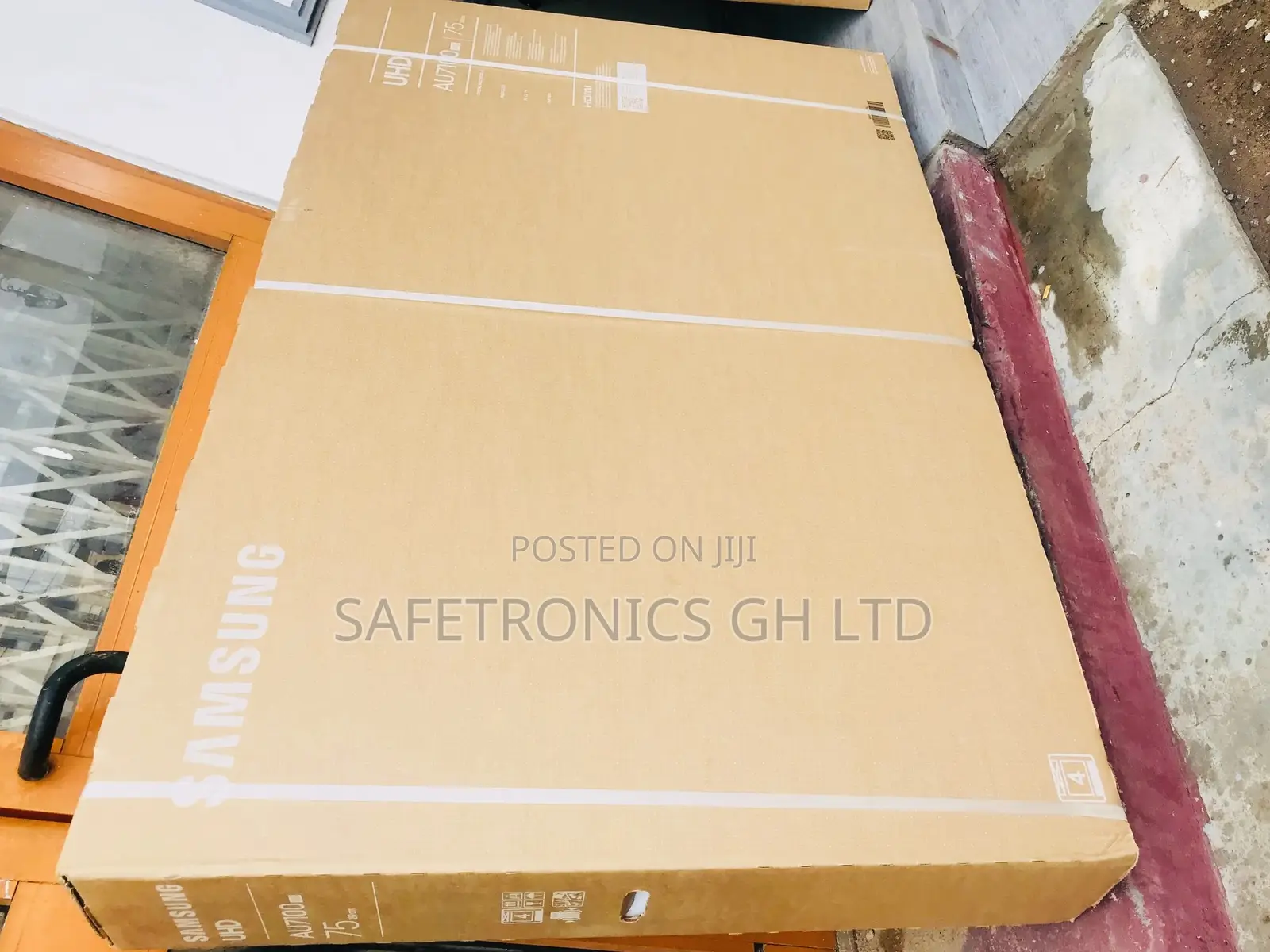 AU7172 Samsung 75 Inches LED Smart TV