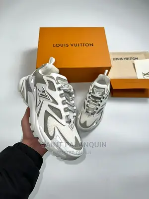 Louis Vuitton Sneaker