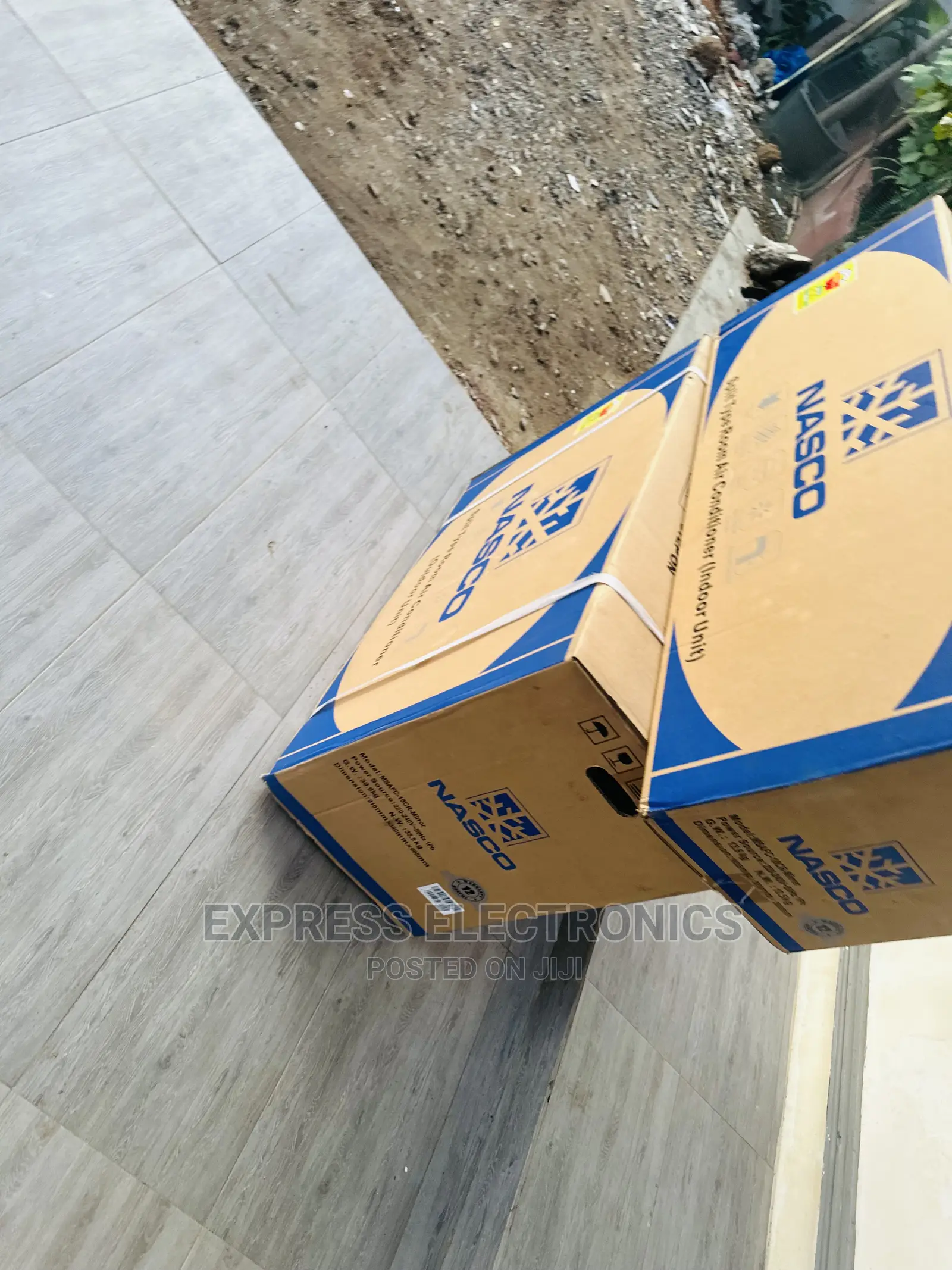 Powerful Cooling Performance Nasco Split Mirror 2.0hp