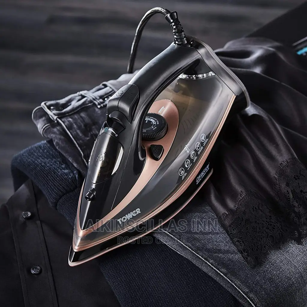 Tower Ceraglide Steam Iron