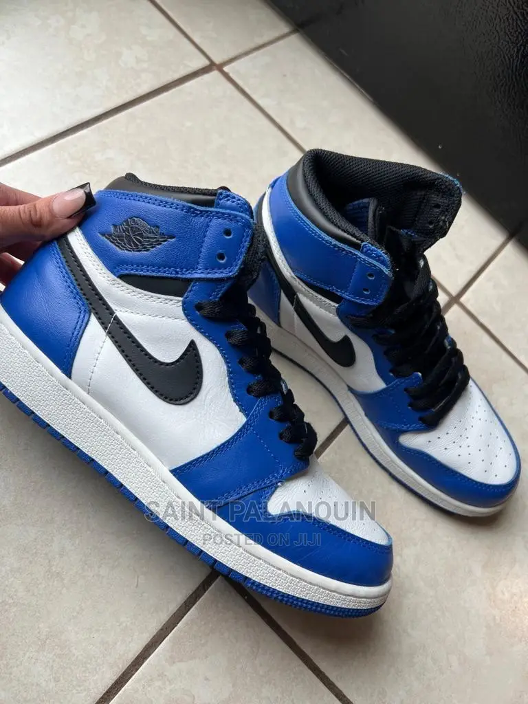 Nike Jordan One