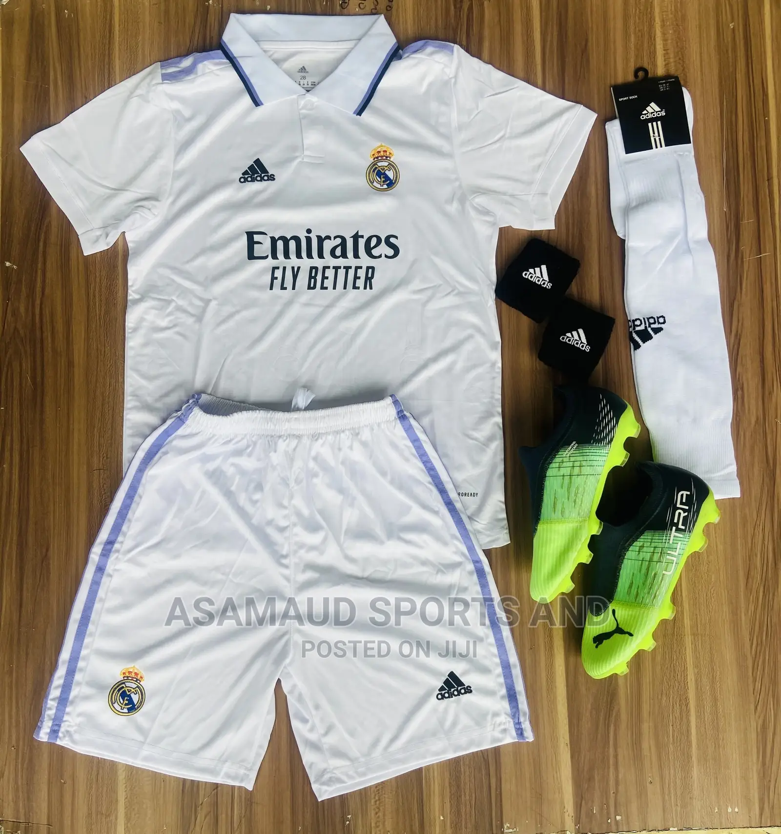 Original Set Kids of Football Suits Plus Boot at Cool Price