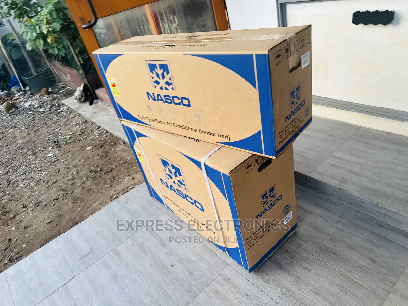 Nasco 2.5hp Split Mirror  Finish Ac White