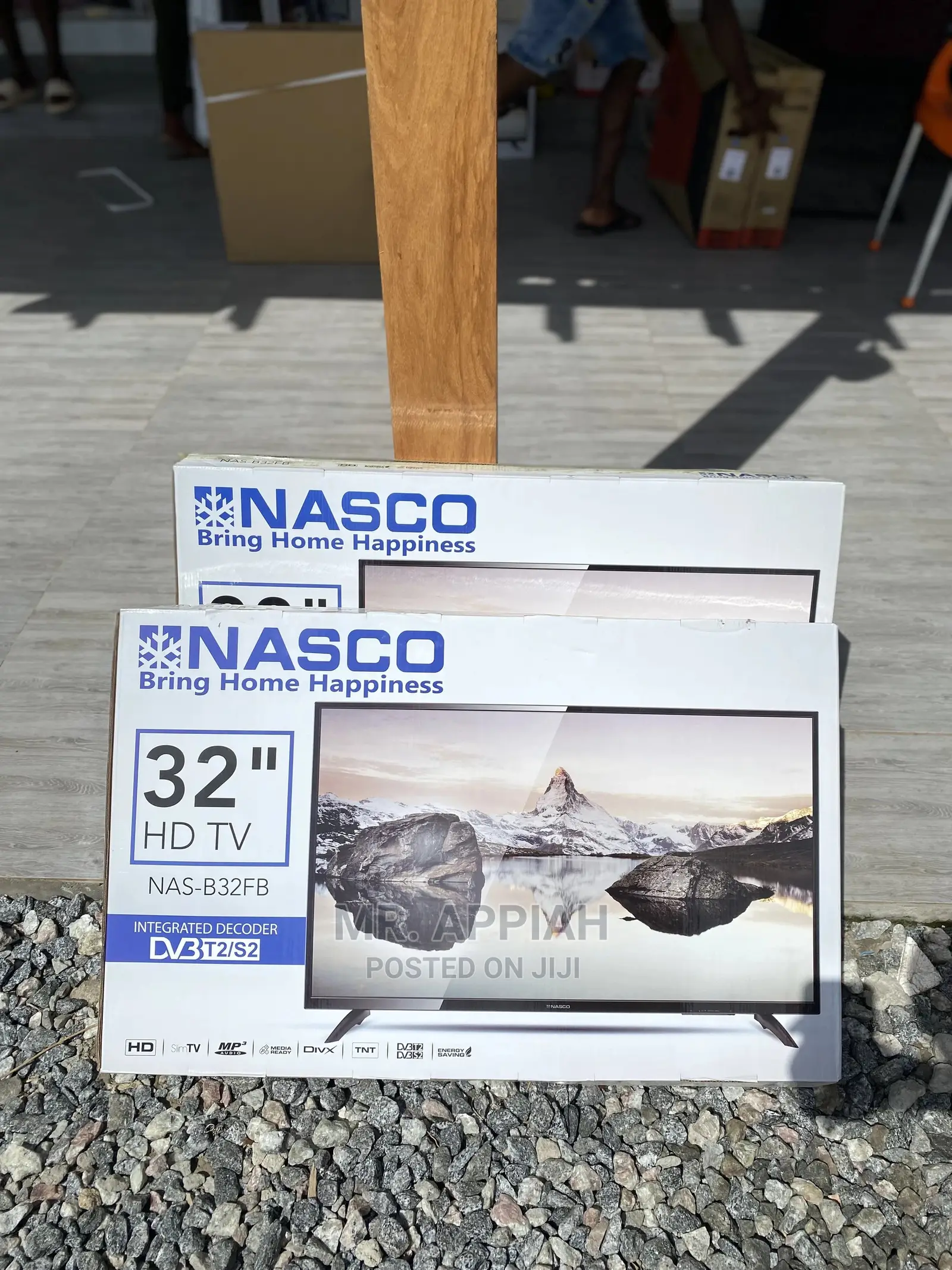 Slim Nasco 32” Tv Available on Sale.