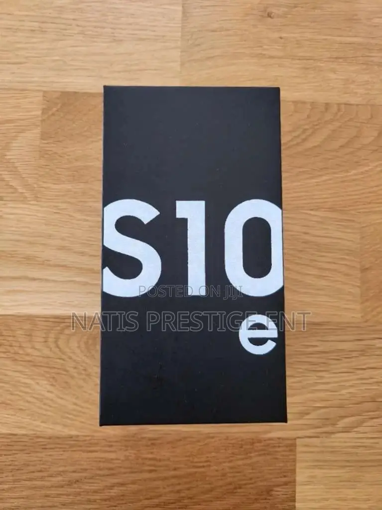 New Samsung Galaxy S10e 128 GB Black