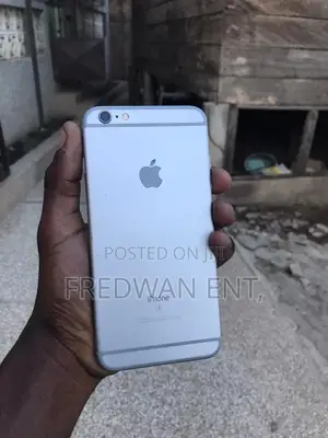 Apple iPhone 6 16 GB Gray