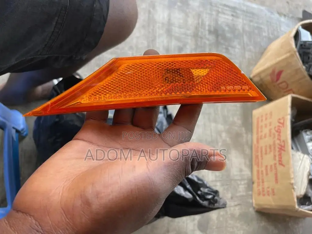 Honda Civic 2016 - 2021 Reflector Side Fender Light