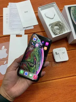 New Apple iPhone XR 256 GB Black