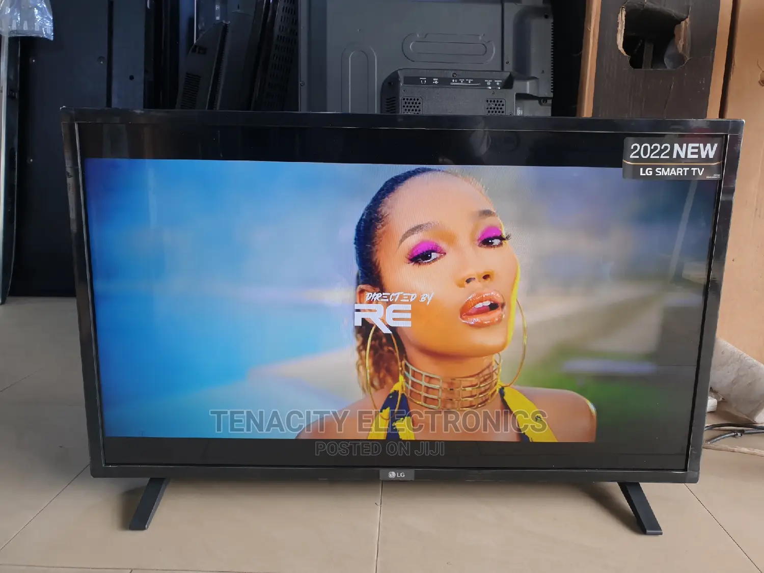 New 32 LG Smart Digital Satellite Full HD TV