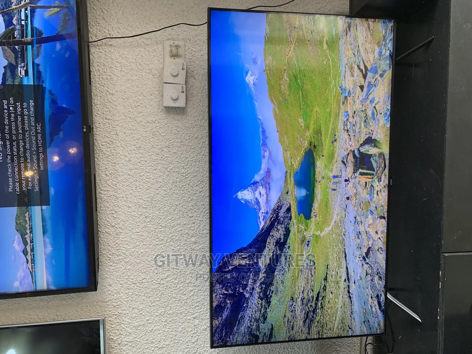 Uk Used Samsung 43inches UHD HDR Apple Airplay Smart Tv