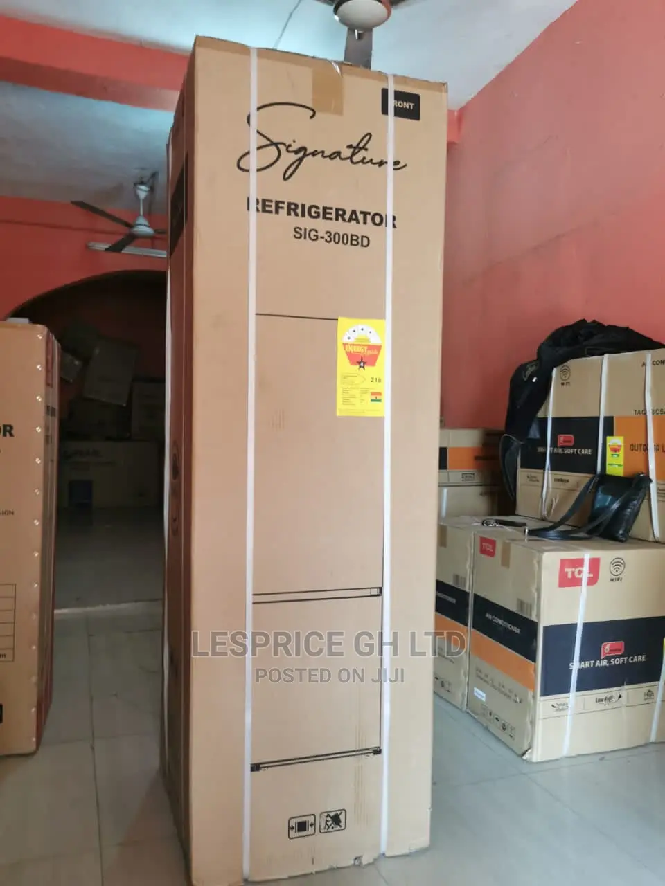 Tear Rubber Signature 273L Fridge