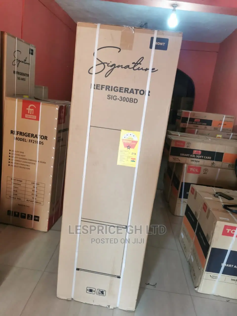 Remarkable Signature 273L Fridge
