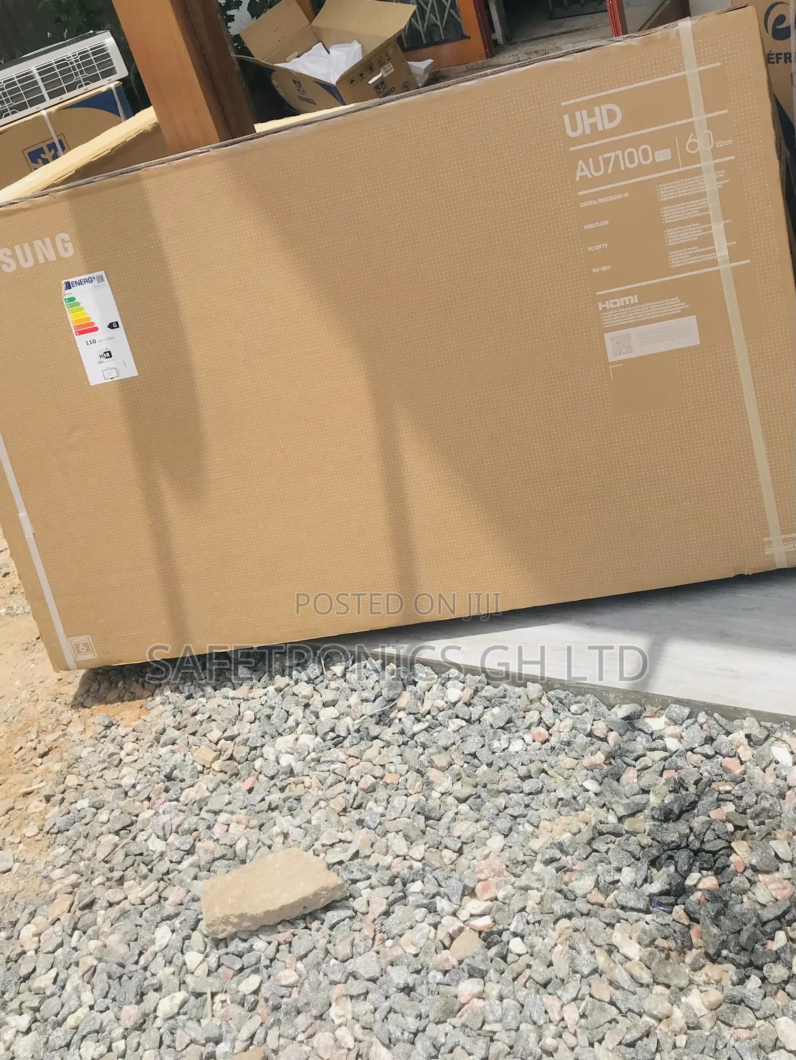 Samsung 60”Crystal UHD Smart TV [60AU7172]