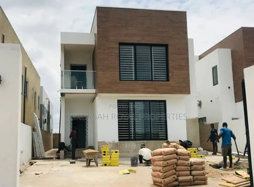4bdrm House in East Legon Hills, School Junction for Sale