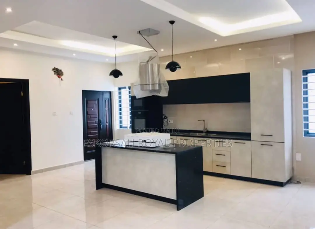 4bdrm House in East Legon Hills, School Junction for Sale