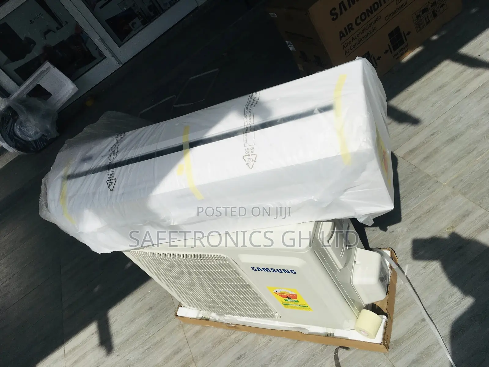 Samsung 2.0hp Inverter R410 Wind-Free AC