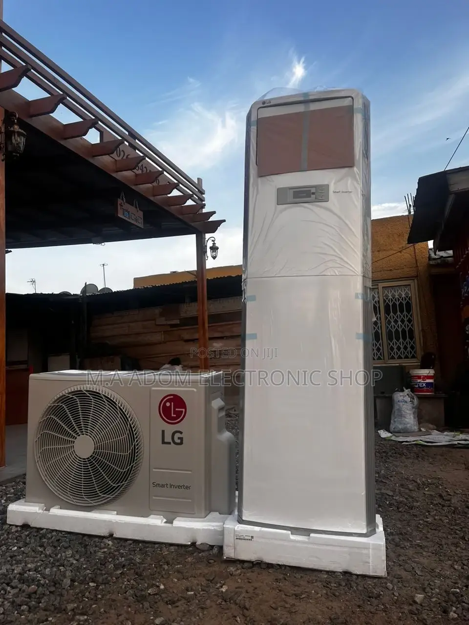 Sealed LG 2 HP Floor Standing Dual Inverter AC AP Q18GS1S1