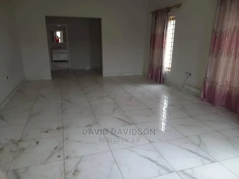 5bdrm Mansion in Executive 5 Bedroom, East Legon for rent